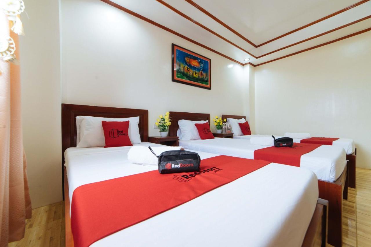 Reddoorz Near Golden Sarok Shrine Hotel Kalibo Exterior photo